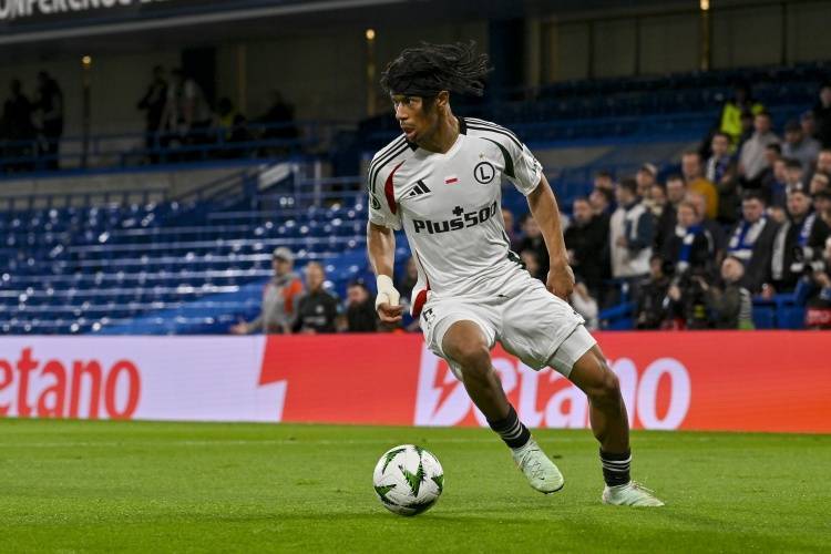 曼晚:多队有意前曼联小将奥耶德勒,曼联有40%转会分成